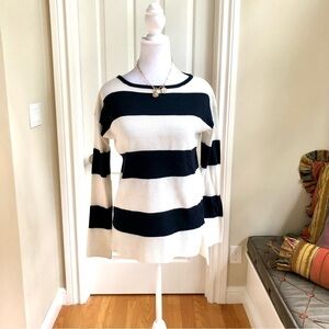 Vince Sweater Striped Black Cream Ribbed Knit Round Neck (XS)